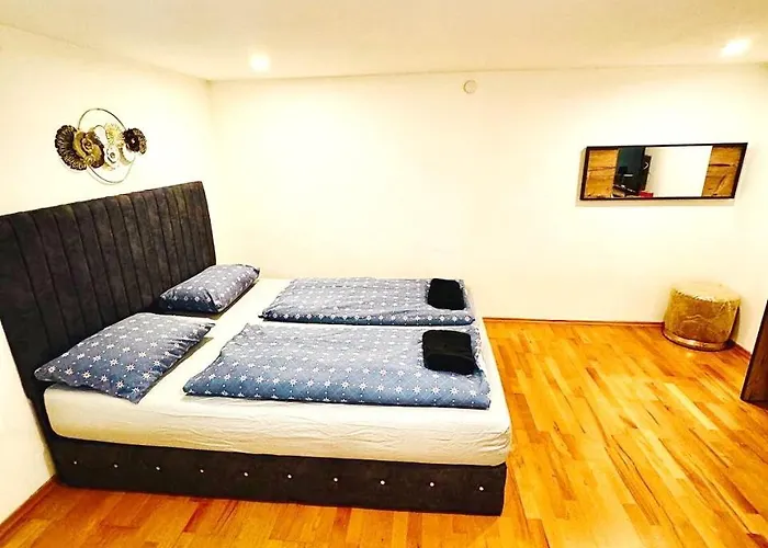 Charming - Close To Attractions Mz1 Apartment